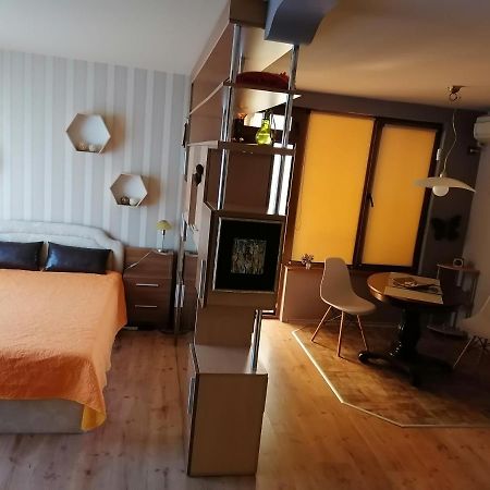 Lazur- Neben Meeresgarten Burgaz Dış mekan fotoğraf