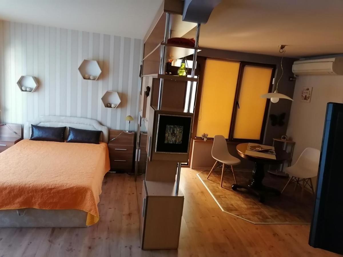 Lazur- Neben Meeresgarten Burgaz Dış mekan fotoğraf